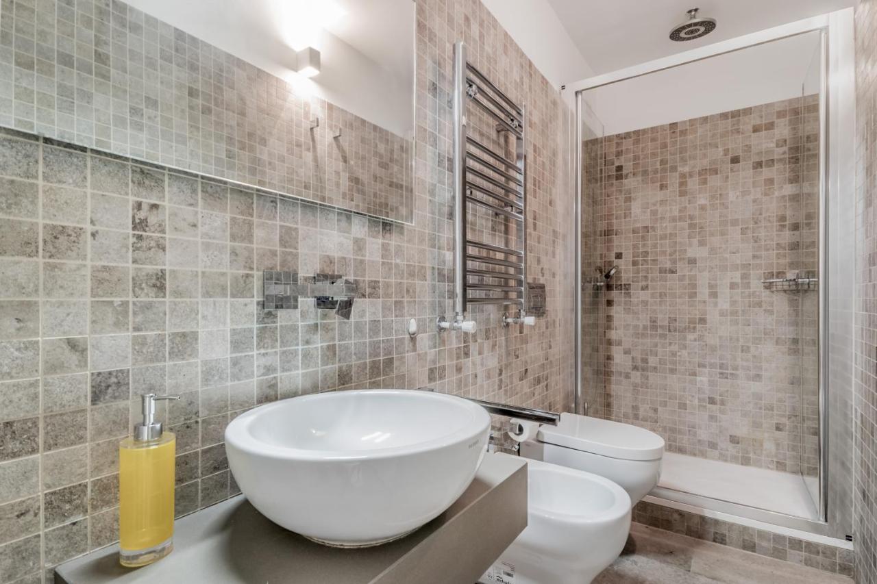 Th Trastevere Luxury-S.Cosimato 2Bd-2Bt Rome Buitenkant foto